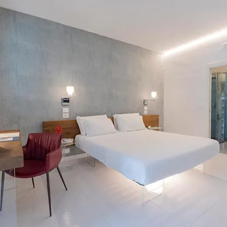 Aquamaris Design & 4* Paestum
