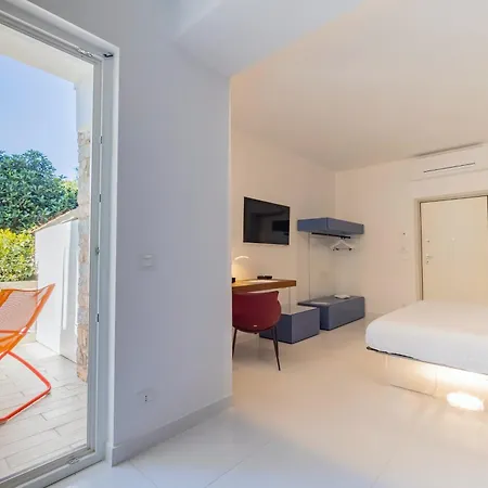Aquamaris Design & Guest house