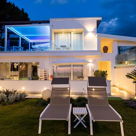 Aquamaris Design & 4*