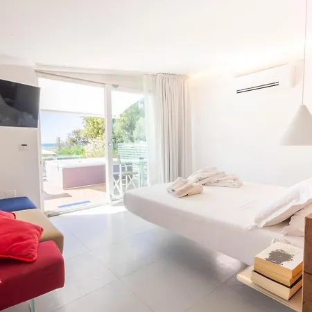 Aquamaris Design & Guest house 4*
